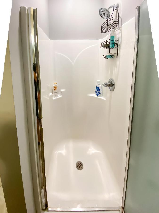 Appartement Full Kitchen,King,W/D,Netflix,2 Smart Tvs,Parking à Louisville-Jefferson County Extérieur photo